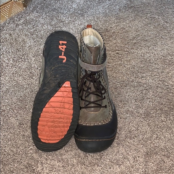 Merrell J41 brown hiking boots. - Picture 4 of 4